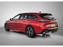 Peugeot 308 SW 1.6 Plug-in Hybrid GT 180pk Automaat | Climate Control | Navigatie | Adaptieve Cruise Control | Achteruitrijcamera | Parkeersensoren Voor + Achter | Focal Geluidinstallatie | 18" Lichtmetalen Velgen | Verwarmbare Voorruit | Verwarmbaar Stuur | Apple Carplay/Android Auto |