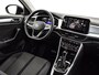 Volkswagen T-Roc 1.5 TSI 150pk DSG Life Edition · Apple/Android Car Play · Camera · Keyless · Navigatie · P-Sensoren · Park Assist · 17'' Inch · Garantie t/m Februari 2027