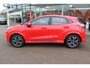 Ford Puma 1.0-125pk EcoBoost Mild-Hybrid ST-Line. Slechts 17.500km ! Volautm. airco, navigatie, telefoonvoorb., digitaal dashboard, cruise control, LM wielen, parkeersensoren, stoel-, stuur- en voorraamverwarming, trekhaak etc.