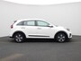 Kia Niro 1.6 GDi Hybrid DynamicLine ACHTERUITRIJCAMERA | HALF LEDER INTERIEUR | NAVIGATIE | CLIMATE CONTROL | DIGITAL COCKPIT | PARKEERSENSOREN | TREKHAAK |