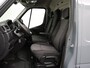Renault Master 2.3DCI 136PK L2H2 | Imperiaal | Trekhaak | Navigatie | Camera | GateLocks | 3-Persoons