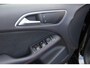 Mercedes-Benz B-klasse 180 Business Solution AMG
