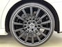 Mercedes-Benz A-klasse 180 AMG Limousine | NIGHT pakket | Multispaaks velgen | Sfeerverlichting | Spiegel pakket | Parkeer pakket + achter camera Inclusief 24 maanden MB Certified garantie voor Europa.