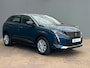 Peugeot 3008 1.2 PureTech Active Pack Camera | Afneembare Trekhaak | Climate Control | Stoelverwarming | Parkeersensoren | Carplay | Achteruitrijcamera | Apple Carplay/Android Auto|telefoonintegratie premium | Cruise control