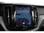 Volvo XC60 2.0 T6 Plug-in hybrid AWD Plus Dark | Trekhaak