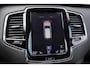 Volvo XC90 T8 Twin Engine 408Pk Aut. | Plug In Hybrid | AWD | Inscription | 7-Persoons | Panoramadak | Luchtvering | Achteruitrijcamera | 21'' | Ember Black