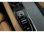 Volvo XC90 T8 Twin Engine 408Pk Aut. | Plug In Hybrid | AWD | Inscription | 7-Persoons | Panoramadak | Luchtvering | Achteruitrijcamera | 21'' | Ember Black