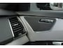 Volvo XC90 T8 Twin Engine 408Pk Aut. | Plug In Hybrid | AWD | Inscription | 7-Persoons | Panoramadak | Luchtvering | Achteruitrijcamera | 21'' | Ember Black