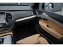 Volvo XC90 T8 Twin Engine 408Pk Aut. | Plug In Hybrid | AWD | Inscription | 7-Persoons | Panoramadak | Luchtvering | Achteruitrijcamera | 21'' | Ember Black