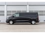 Volkswagen e-Transporter 218pk 34 L2H1 Life 64 kWh | Trekhaak | Navigatie | Laadvloer