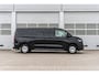 Volkswagen e-Transporter 218pk 34 L2H1 Life 64 kWh | Trekhaak | Navigatie | Laadvloer