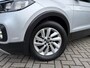 Volkswagen T-Cross 1.0 TSI 110PK Life - Climate - Parkeerhulp - Media Apple/Android - Cruise