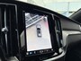 Volvo V60 T6 Plug-in hybrid AWD Plus Dark | Harman Kardon Audio | Trekhaak | Stoel- / Stuurverwarming Voor + Achter | 360 Camera | Adaptive Cruise | Long Range | Google | Carplay | Dodehoekdetectie