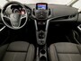 Opel Zafira Tourer 1.6 CDTI Sport (NAVIGATIE, CAMERA, GETINT GLAS, SPORTSTOELEN, PARKEERSENSOREN, CRUISE, TREKHAAK, LM VELGEN, NIEUWE APK, NIEUWSTAAT)