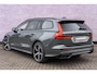 Volvo V60 2.0 T6 Plug-in hybrid AWD Essential | Sport Pack | Styling Kit | Stoel- / Stuurverwarming | Adaptive Cruise Control | Leder Interieur | getint glas | Dodehoekdetectie | Google | 19" | Forest Lake | MY 2026