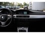 BMW 3-Serie Touring 318i Executive Clima/Cruise/Panodak/Bi-Xenon/Stoelverwarming/Navi/Bluetooth/Leder/PDC/RadioCD.AUX/18"LM/Isofix