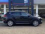 Hyundai Tucson 1.6 T-GDi Comfort / NL-Auto / 1e-Eigenaar / 177 PK / Cruise-Control / Climate-Control / Stoelverwarming V+A / Trekhaak / DAB Radio-Bluetooth / Navi / PDC-Achter met Camera / 17'' LMV / ENZ.
