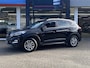 Hyundai Tucson 1.6 T-GDi Comfort / NL-Auto / 1e-Eigenaar / 177 PK / Cruise-Control / Climate-Control / Stoelverwarming V+A / Trekhaak / DAB Radio-Bluetooth / Navi / PDC-Achter met Camera / 17'' LMV / ENZ.