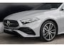 Mercedes-Benz A-klasse A 250e Automaat Business Solution AMG | MANUFAKTUR | AMG Line Plus Pakket | Panoramadak | Head-Up | Multibeam LED | Advanced Sound System | Sfeerverlichting | Keyless-Go