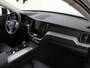 Volvo XC60 T6 AWD Ultra Dark | Luchtvering | Trekhaak | Panoramadak |