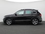 Volkswagen Tiguan 1.4 TSI eHybrid R-Line Business 245PK DSG Panorama Dak, Trekhaak, Achterruitrijamera, Elektr. Achterklep, Virtual Cockpit, Matrix-LED Verlichting, Adaptieve Cruise Control, Side Assist, Stuur- en Stoelverwarming, Park Assist, 19" LM Velgen