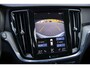 Volvo V60 2.0 T8 Twin Engine AWD Inscription | Adaptieve Cruise Control | Harman Kardon Audio | Parkeercamera | Trekhaak | Dodehoek Detectie | Stoel-/Voorruitverwarming | Nappa Lederen Bekleding + Stoelventilatie en massage |