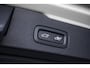 Volvo V60 2.0 T8 Twin Engine AWD Inscription | Adaptieve Cruise Control | Harman Kardon Audio | Parkeercamera | Trekhaak | Dodehoek Detectie | Stoel-/Voorruitverwarming | Nappa Lederen Bekleding + Stoelventilatie en massage |