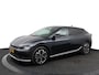 Kia EV6 Light Edition 58 kWh - SOH 98,9% - Stoel-/stuurverwarming - Cruise Control - Apple CarPlay/Android Auto - Navigatie - Fabrieksgarantie tot 08-2031