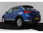 Volkswagen T-Roc 1.5 TSI Sport (NAVIGATIE, CLIMA, PARKEERSENSOREN, STOELVERWARMING, GOED ONDERHOUDEN)