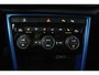 Volkswagen T-Roc 1.5 TSI Sport (NAVIGATIE, CLIMA, PARKEERSENSOREN, STOELVERWARMING, GOED ONDERHOUDEN)