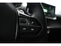 Peugeot 208 1.2 PureTech Allure Pack Automaat, apple carplay, climate