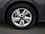 Volkswagen Golf Variant 1.0 TSI Life | Navigatie | Apple Carplay / Android Auto | Climate Control | Parkeersensoren | Virtual Cockpit | Sfeerverlichting | LED | Adaptieve Cruise Control | Lichtmetalen Velgen |