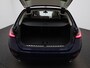 BMW 3-Serie Touring 318i Sport Line | Automaat | Apple CarPlay / Android Auto | Panoramadak | Oyster Leer | Stoelverwaming | Virtual Cockpit | Climate Control | Navigatie | Lichtmetalen Velgen |