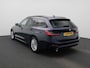 BMW 3-Serie Touring 318i Sport Line | Automaat | Apple CarPlay / Android Auto | Panoramadak | Oyster Leer | Stoelverwaming | Virtual Cockpit | Climate Control | Navigatie | Lichtmetalen Velgen |