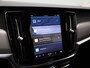 Volvo V90 2.0 B4 Momentum Business | Automaat | Navigatie | Leder | Apple Carplay / Android Auto | Stoel-Stuurverwarming | Achteruitrijcamera | Elektrische Achterklep | LED | Lichtmetalen Velgen |