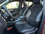 Volvo XC40 Recharge P8 AWD R-Design Trekhaak wegklapbaar | Panoramisch schuif/kanteldak | 19" LM velgen | Getinte ramen achter | Airco | Navigatie |