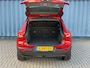 Volvo XC40 Recharge P8 AWD R-Design Trekhaak wegklapbaar | Panoramisch schuif/kanteldak | 19" LM velgen | Getinte ramen achter | Airco | Navigatie |