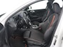 BMW 1-Serie 118i High Executive | Sport line | Automaat | Carplay | Navigatie | DAB | Sfeerverlichting | Stoelverwarming | Climate controle | Cruise control | Half Leder