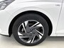 Hyundai i20 1.0 T-GDI Comfort Smart Hybrid | Apple Carplay / Android Auto (Navigatie) | Achteruitrijcamera | LM velgen | Climate Control |