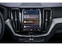 Volvo XC60 2.0 T6 Plug-in hybrid AWD Plus Black Edition | Adaptieve Cruise Control | Panoramadak | Harman Kardon Audio | 360° Parkeercamera | Stoel-/Stuurverwarming | Dodehoek Detectie |