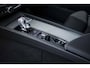 Volvo XC60 2.0 T6 Plug-in hybrid AWD Plus Black Edition | Adaptieve Cruise Control | Panoramadak | Harman Kardon Audio | 360° Parkeercamera | Stoel-/Stuurverwarming | Dodehoek Detectie |