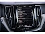 Volvo XC60 2.0 T6 Plug-in hybrid AWD Plus Black Edition | Adaptieve Cruise Control | Panoramadak | Harman Kardon Audio | 360° Parkeercamera | Stoel-/Stuurverwarming | Dodehoek Detectie |