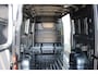 Volkswagen Crafter 35 2.0 TDI L3H3 Exclusive BPM Vrij | 177 pk | ACC | Navigatie | Digtiale Cockpit | Diefstalalarm | Camera achter |