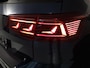 Volkswagen Passat Variant 1.4 TSI PHEV GTE Business 218 pk Automaat (DSG) | Navigatie | Panoramadak | Parkeersensoren (Park assist) | Achteruitrijcamera | Matrix LED koplampen | Stoelverwarming |