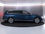 Volkswagen Passat Variant 1.4 TSI PHEV GTE Business 218 pk Automaat (DSG) | Navigatie | Panoramadak | Parkeersensoren (Park assist) | Achteruitrijcamera | Matrix LED koplampen | Stoelverwarming |