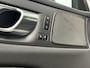 Volvo V60 2.0 T6 Plug-in hybrid AWD Plus Dark | Adaptieve Cruise Control | 360 Parkeercamera | 19" Lichtmetalen Velgen | Stoel-/Stuurverwarming | Harman Kardon Audio | Trekhaak | Sportstoelen |