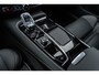 Volvo V60 2.0 T6 Plug-in hybrid AWD Plus Dark | Adaptieve Cruise Control | 360 Parkeercamera | 19" Lichtmetalen Velgen | Stoel-/Stuurverwarming | Harman Kardon Audio | Trekhaak | Sportstoelen |