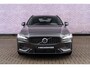 Volvo V60 2.0 T6 Plug-in hybrid AWD Plus Dark | Adaptieve Cruise Control | 360 Parkeercamera | 19" Lichtmetalen Velgen | Stoel-/Stuurverwarming | Harman Kardon Audio | Trekhaak | Sportstoelen |