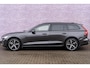 Volvo V60 2.0 T6 Plug-in hybrid AWD Plus Dark | Adaptieve Cruise Control | 360 Parkeercamera | 19" Lichtmetalen Velgen | Stoel-/Stuurverwarming | Harman Kardon Audio | Trekhaak | Sportstoelen |