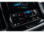 Volvo V60 2.0 T6 Plug-in hybrid AWD Plus Dark | Adaptieve Cruise Control | 360 Parkeercamera | 19" Lichtmetalen Velgen | Stoel-/Stuurverwarming | Harman Kardon Audio | Trekhaak | Sportstoelen |